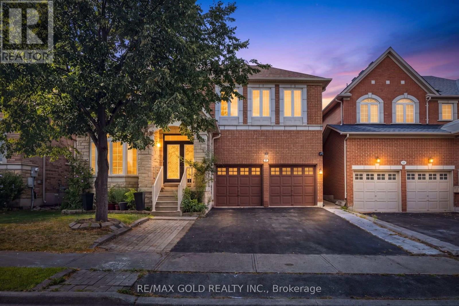 50 Northface Crescent, Brampton, Ontario  L6R 2Y2 - Photo 1 - W13701952