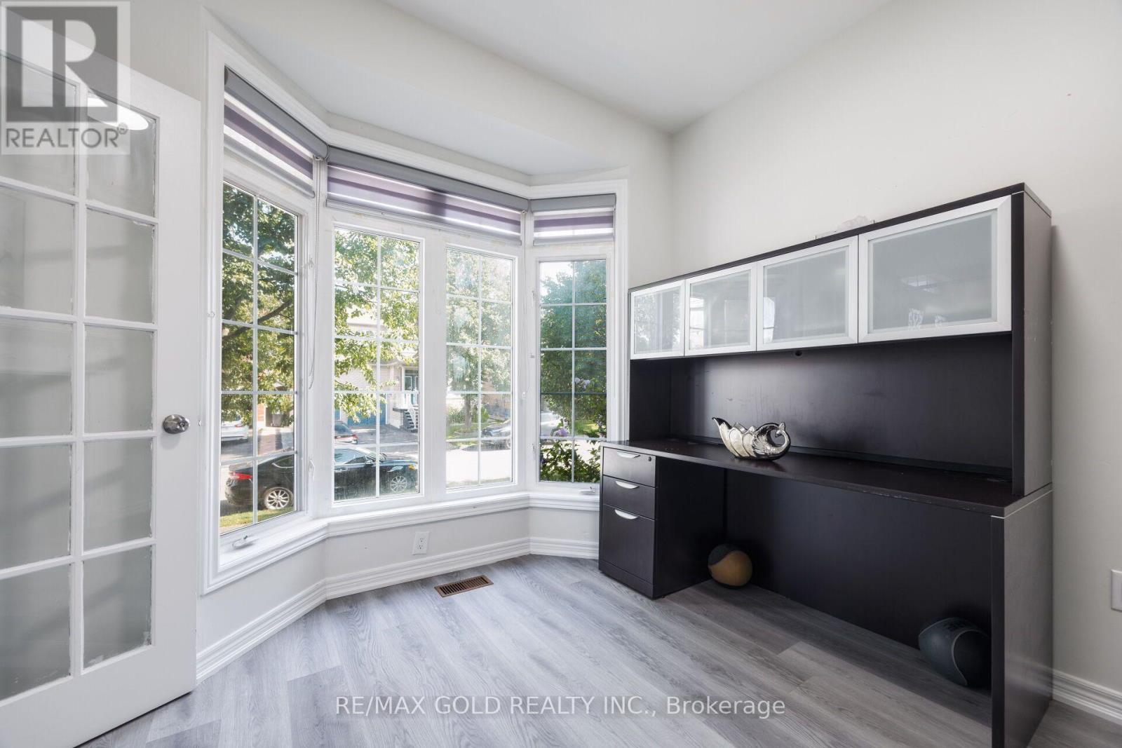 50 Northface Crescent, Brampton, Ontario  L6R 2Y2 - Photo 16 - W13701952