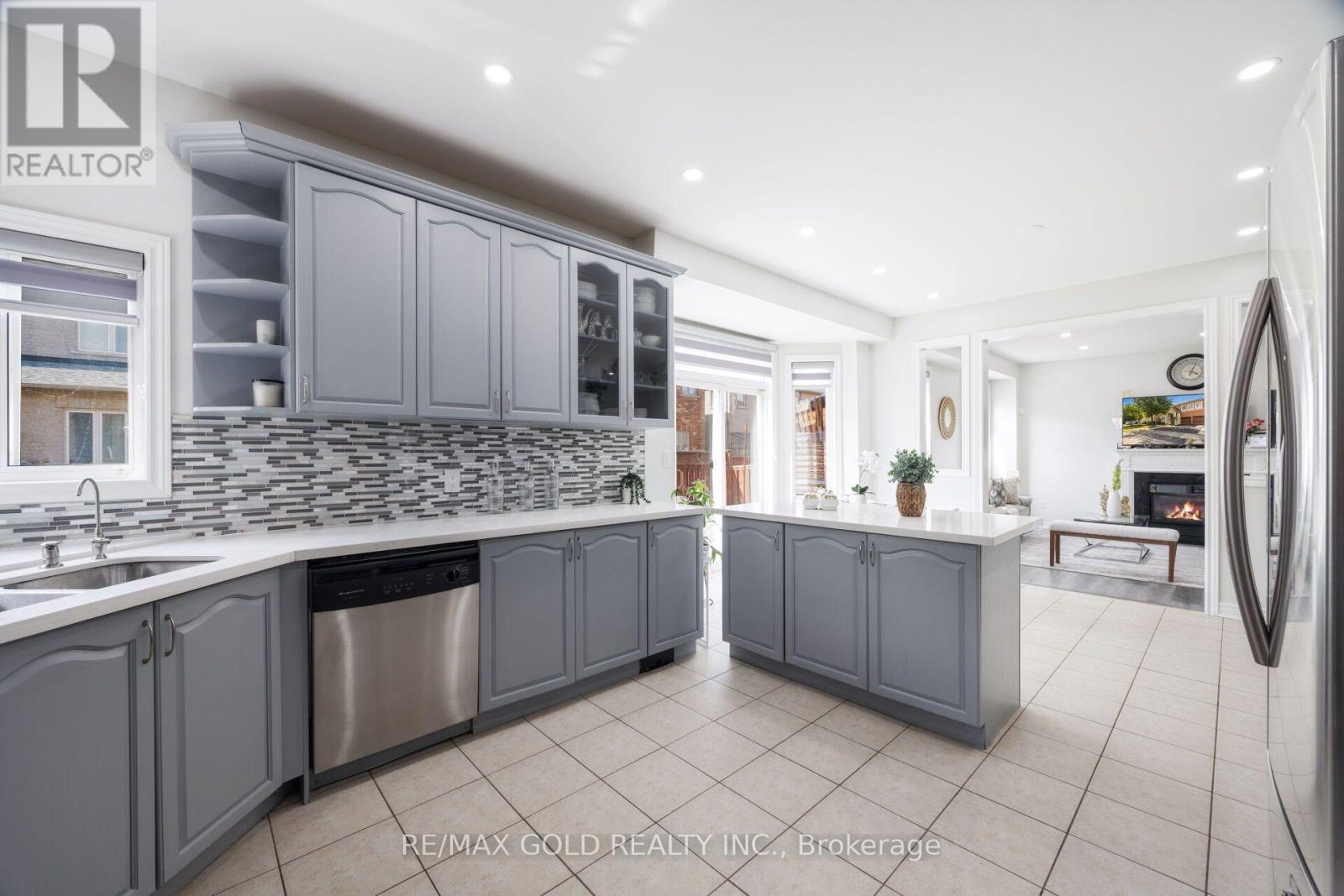 50 Northface Crescent, Brampton, Ontario  L6R 2Y2 - Photo 24 - W13701952