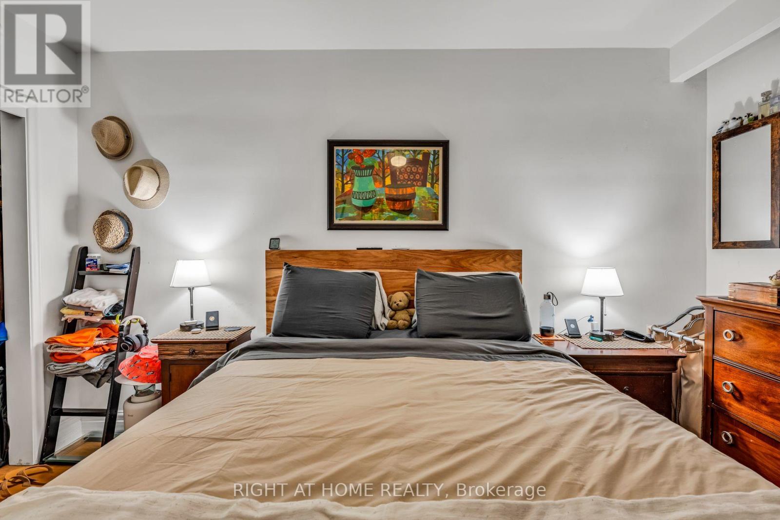 497 Nairn Avenue, Toronto, Ontario  M6E 4J2 - Photo 30 - W13702004