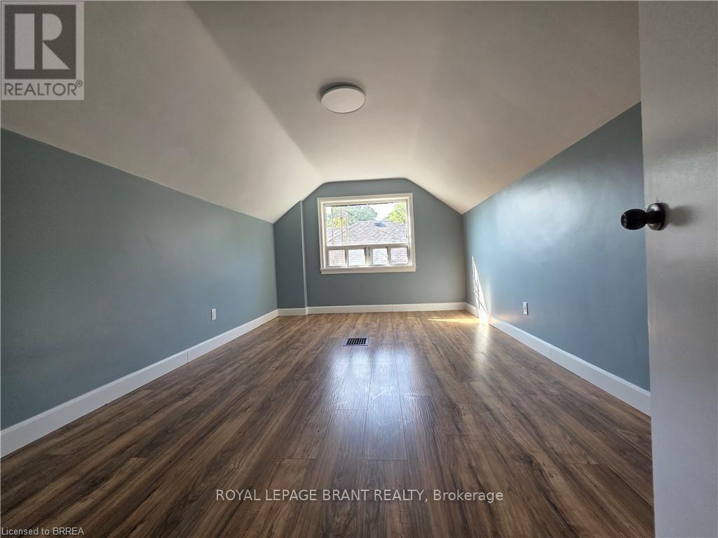 32 Forest Road, Brantford, Ontario  N3S 6W2 - Photo 28 - X13701778
