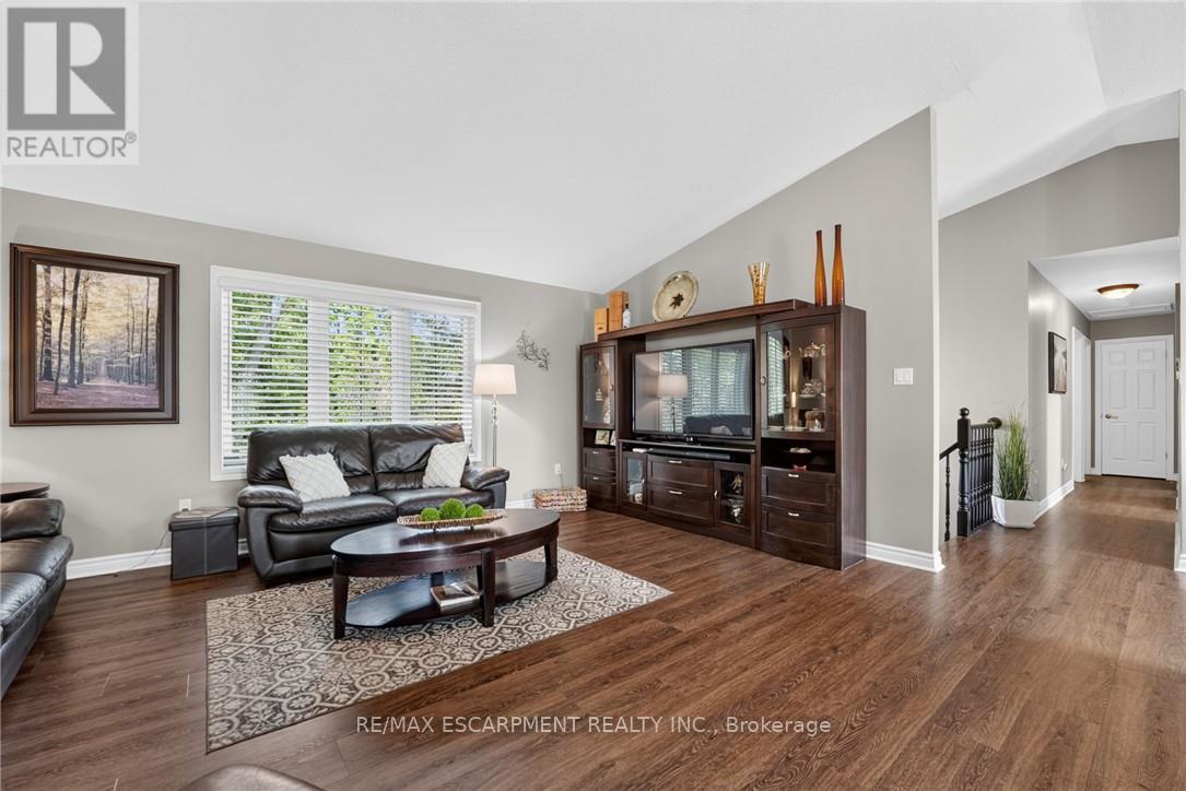 2483 Shurie Road, West Lincoln, Ontario  L0R 2A0 - Photo 14 - X13701826