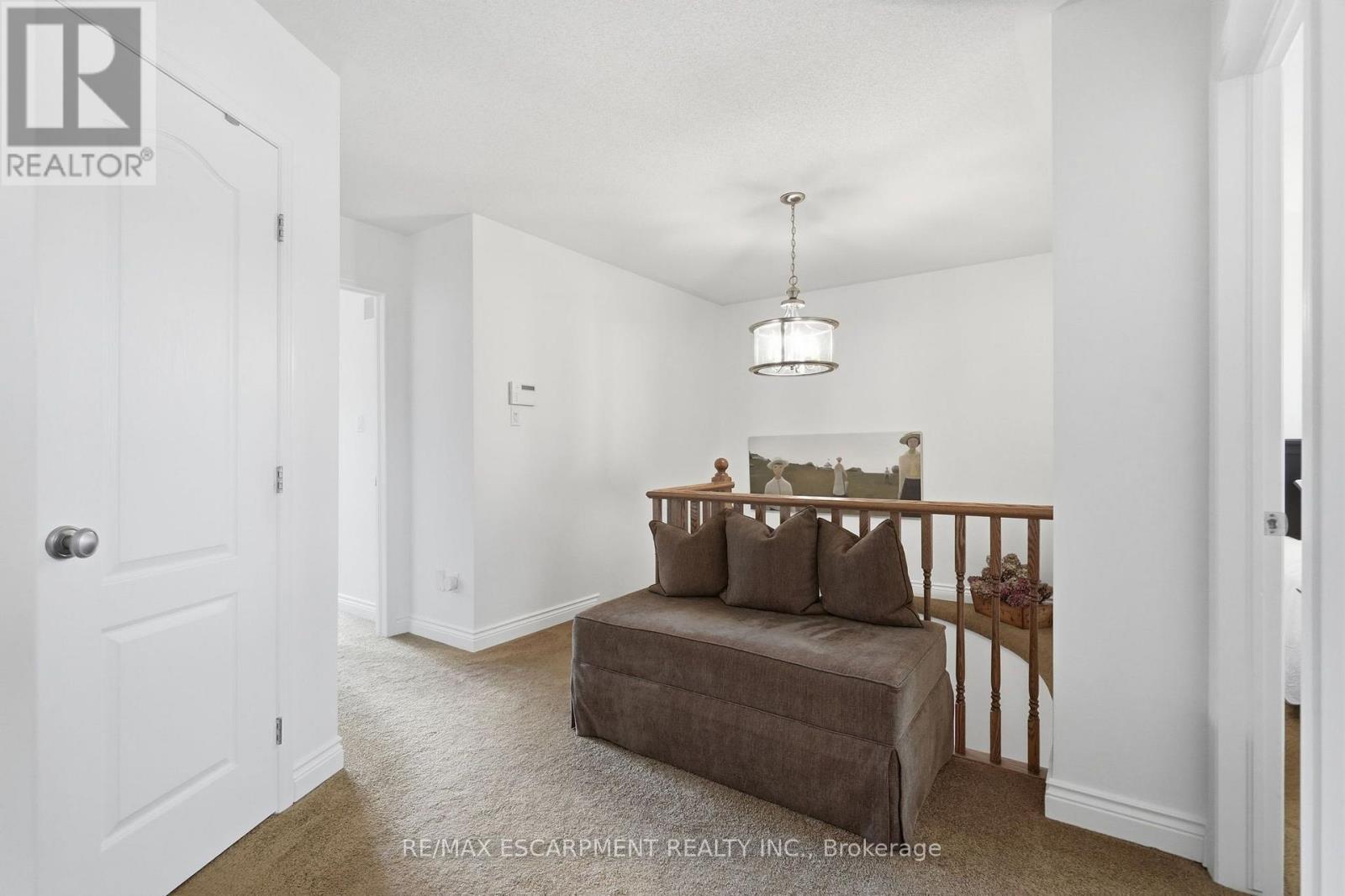 64 Redfern Avenue, Hamilton, Ontario  L9C 7S4 - Photo 25 - X13701918