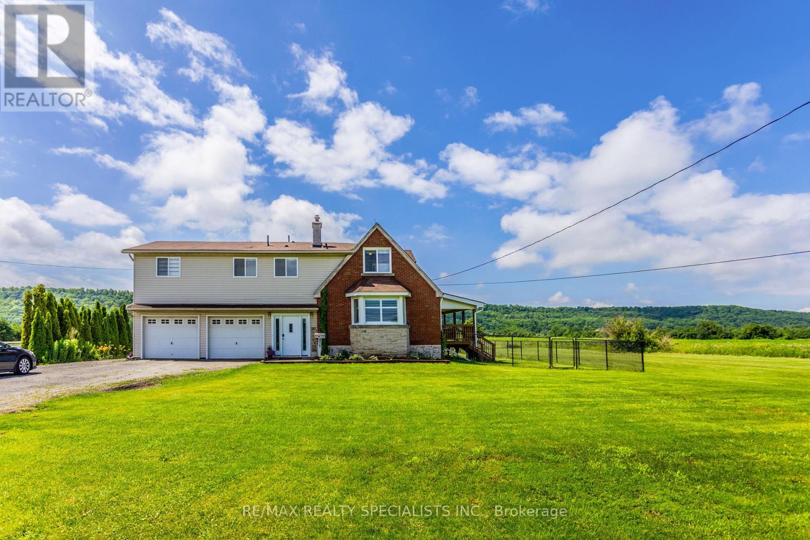 475 MAIN STREET W, Grimsby, Ontario