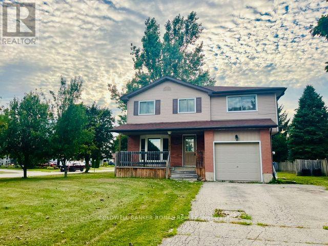56 Edward Street, Mapleton, Ontario  N0G 1P0 - Photo 2 - X13701976