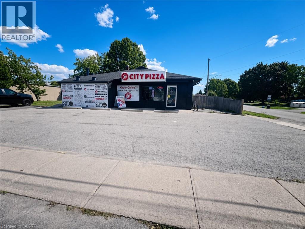530 Scott Street, St. Catharines, Ontario  L2M 3X5 - Photo 9 - 40857652