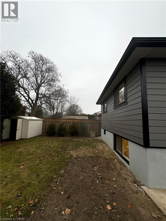 26 Greyfriar Drive Unit# 2, Hamilton, Ontario  L9C 4S2 - Photo 36 - 40857576