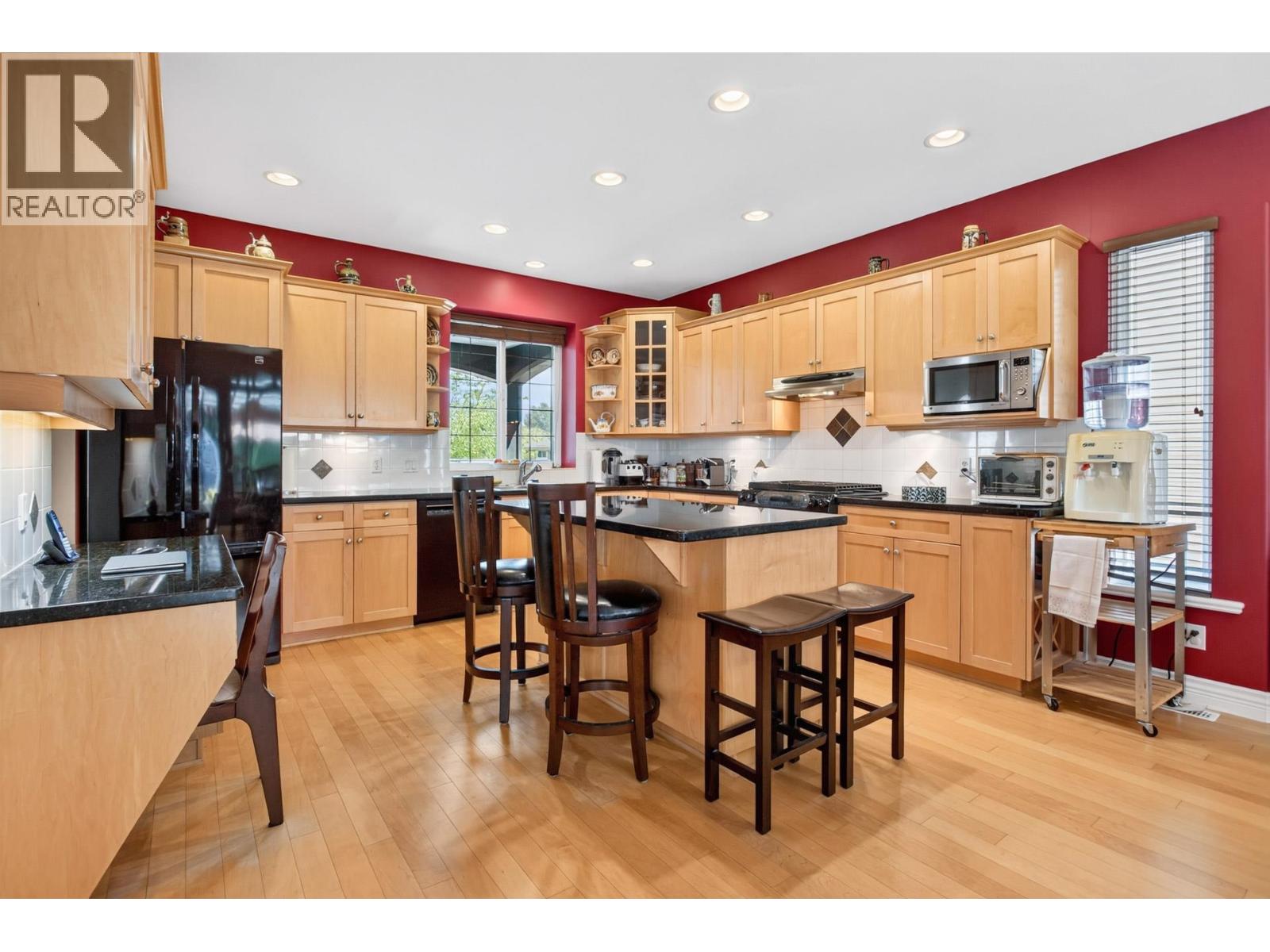 1708 Paddock Drive, Coquitlam, British Columbia  V3E 3N8 - Photo 11 - R3154698