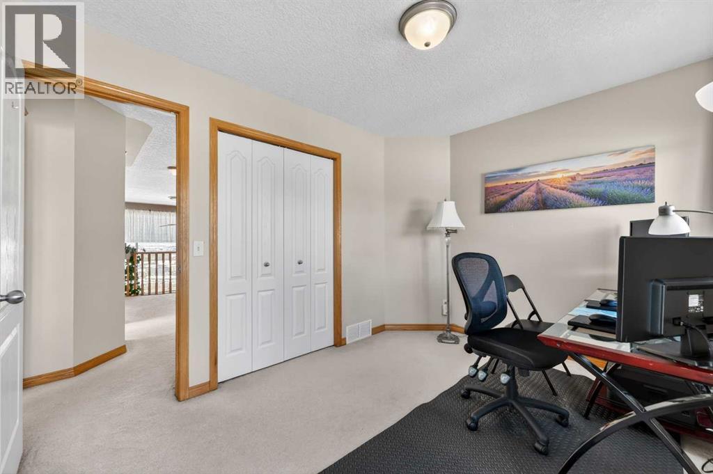 359 Rocky Ridge Drive NW, Calgary, Alberta  T3G 4X3 - Photo 33 - A2334046