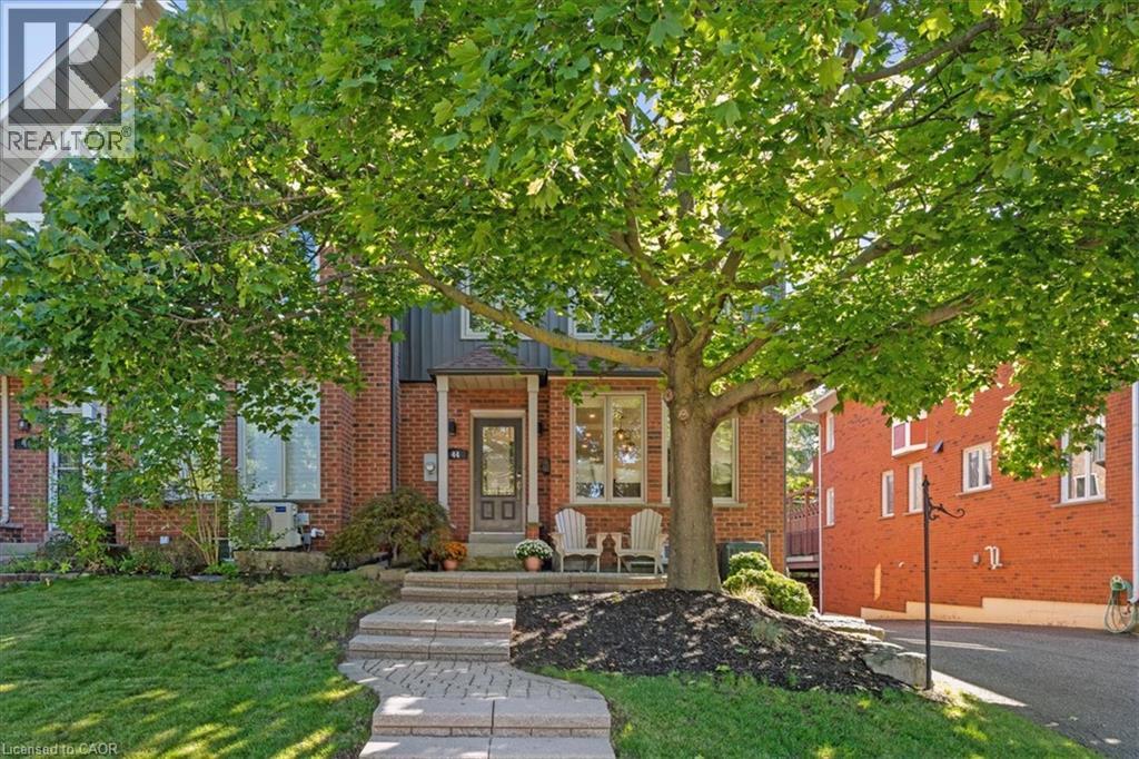 44 SUNVALE Place, Stoney Creek, Ontario