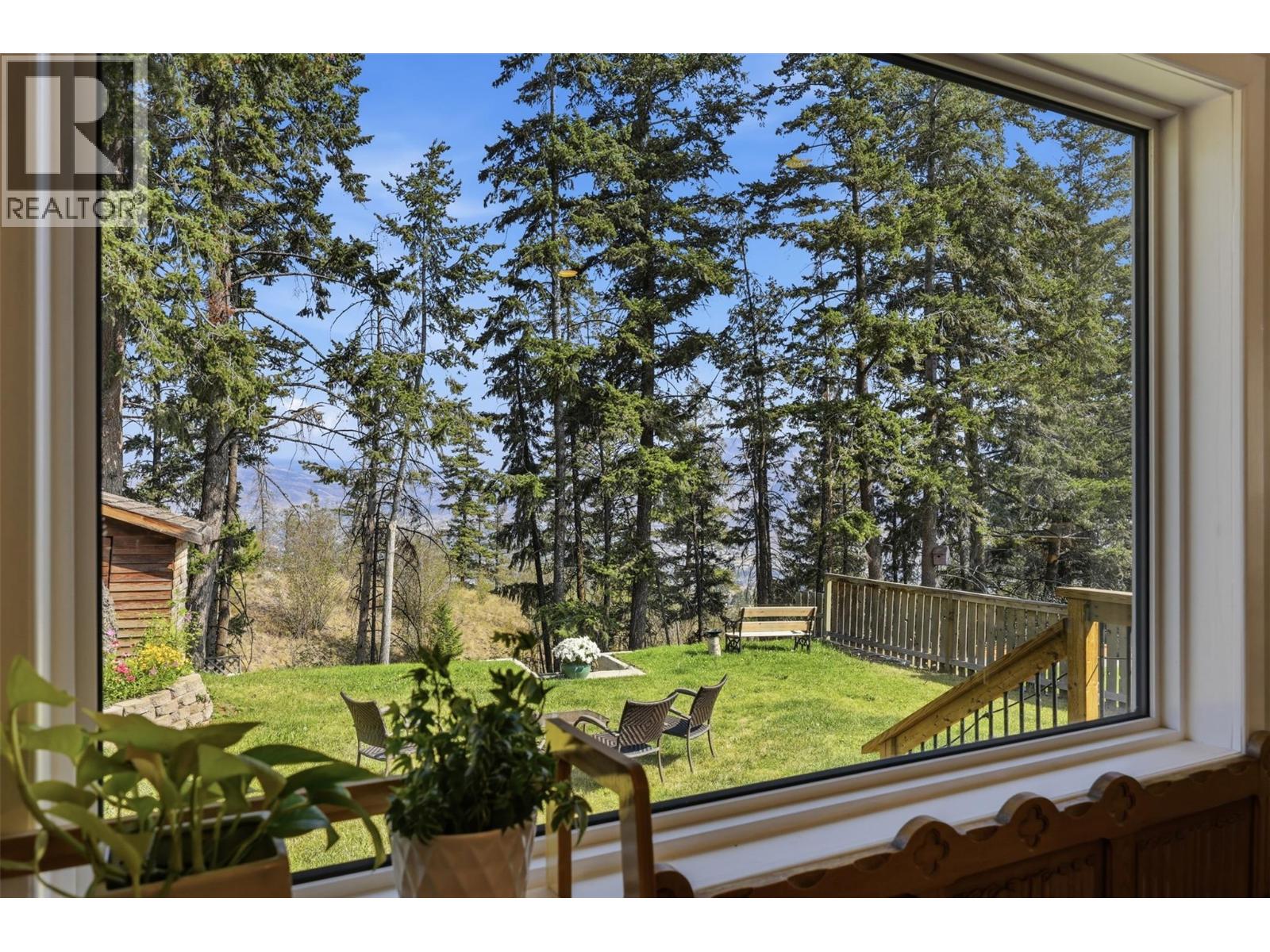 294 Robson Drive, Kamloops, British Columbia  V2E 1W1 - Photo 24 - 10395762