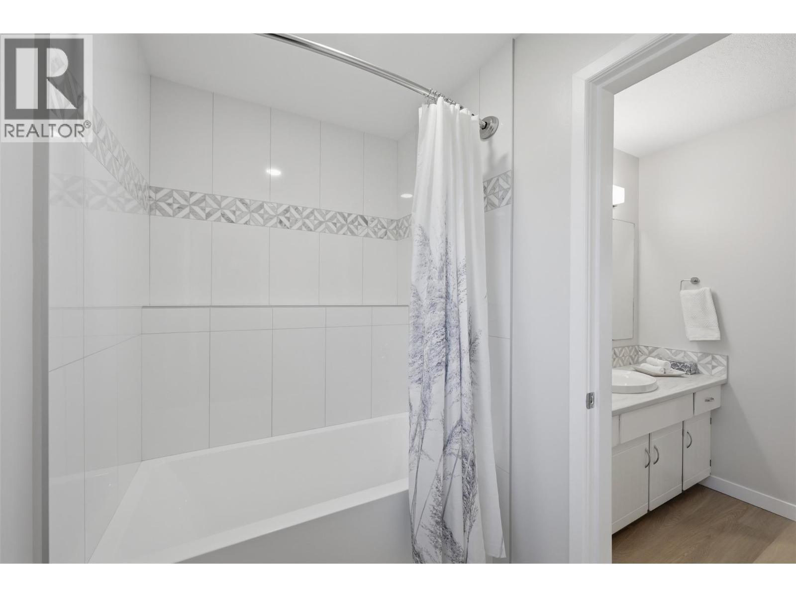 294 Robson Drive, Kamloops, British Columbia  V2E 1W1 - Photo 41 - 10395762