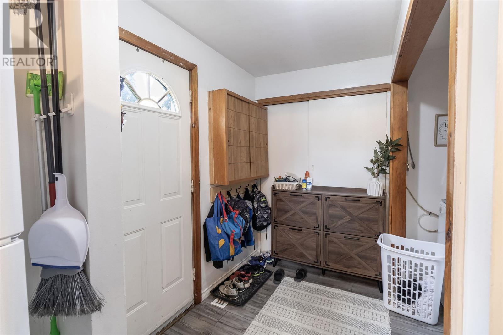 100 Amy Ave, Sault Ste. Marie, Ontario  P6B 3X6 - Photo 3 - SM261855