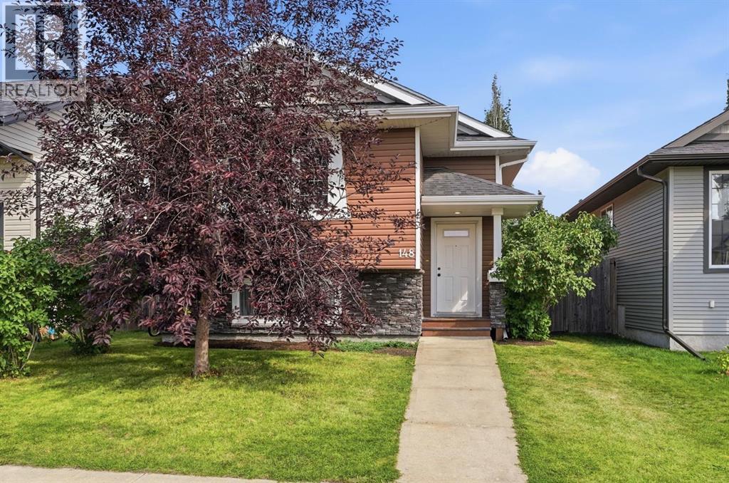 148 Vickers Close, Red Deer, Alberta  T4R 2R2 - Photo 1 - A2338028