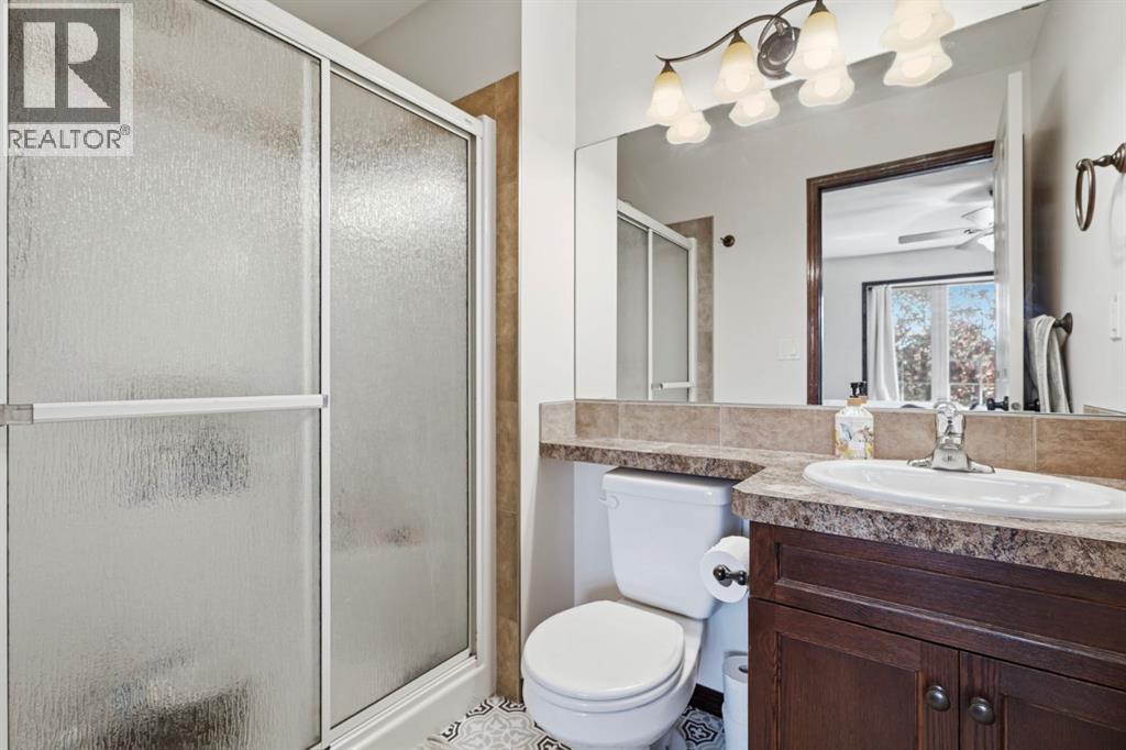 148 Vickers Close, Red Deer, Alberta  T4R 2R2 - Photo 16 - A2338028