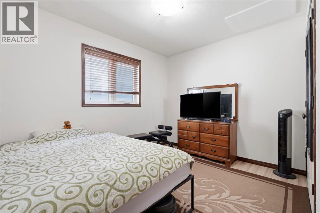 148 Vickers Close, Red Deer, Alberta  T4R 2R2 - Photo 17 - A2338028