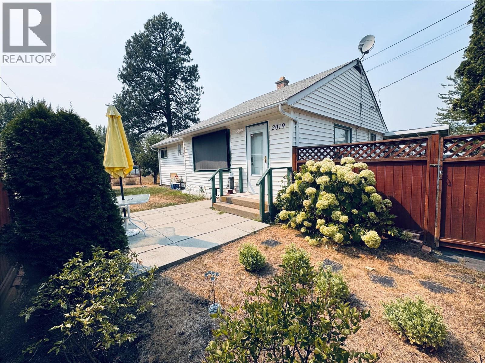 2019 66th Avenue, grand forks, British Columbia V0H1H0