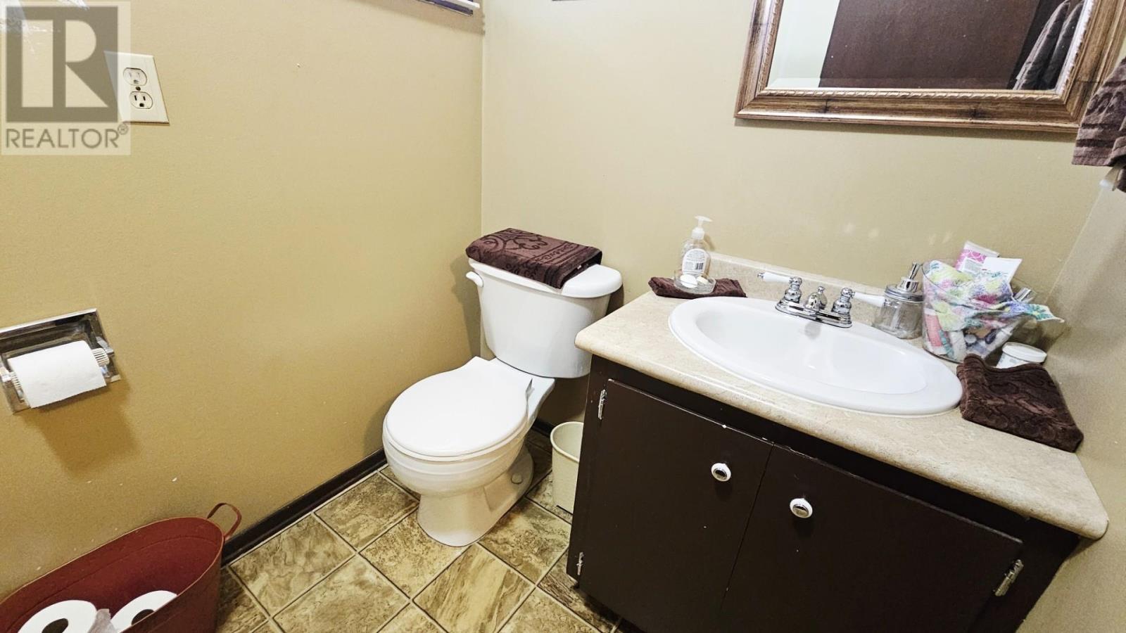 476 Parkwood St, Thunder Bay, Ontario  P7A 2J4 - Photo 10 - TB2602390