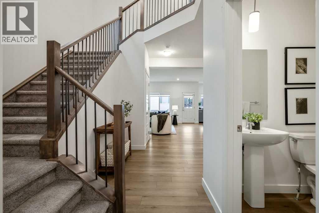 882 Bluerock Way Sw, Calgary, Alberta  T2Y 0S5 - Photo 17 - A2336826