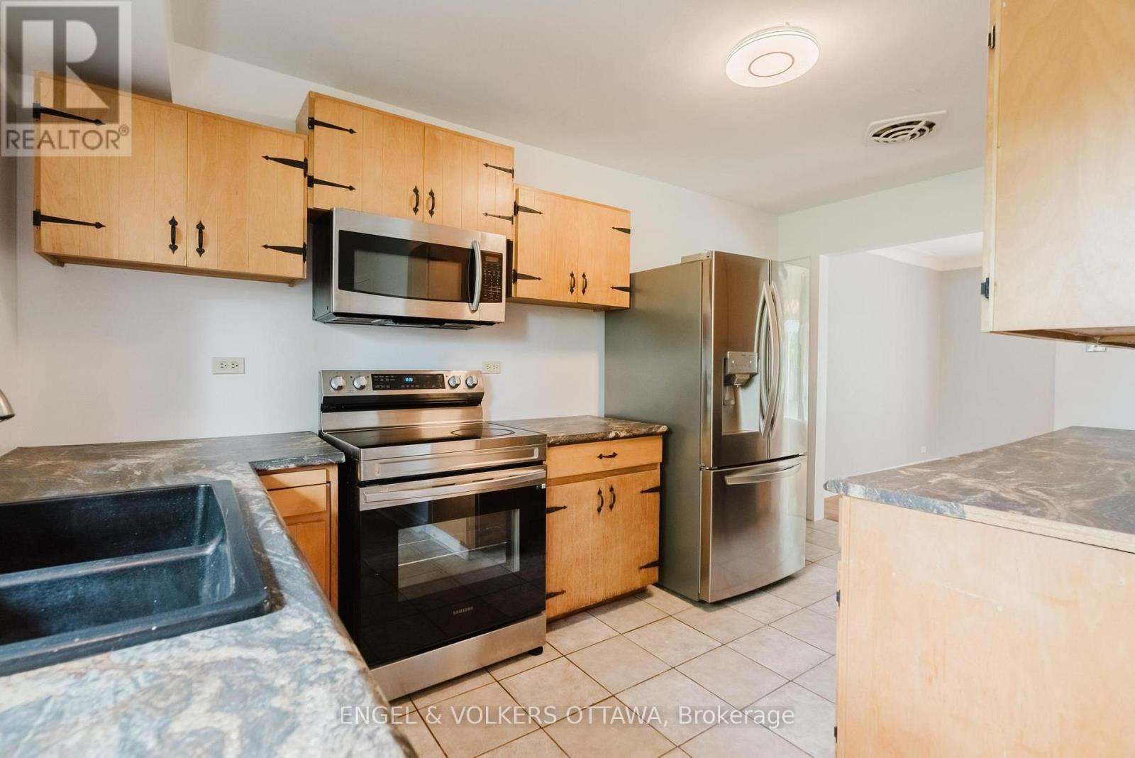 1994 Carling Avenue, Ottawa, Ontario  K2A 1G1 - Photo 14 - X13702066