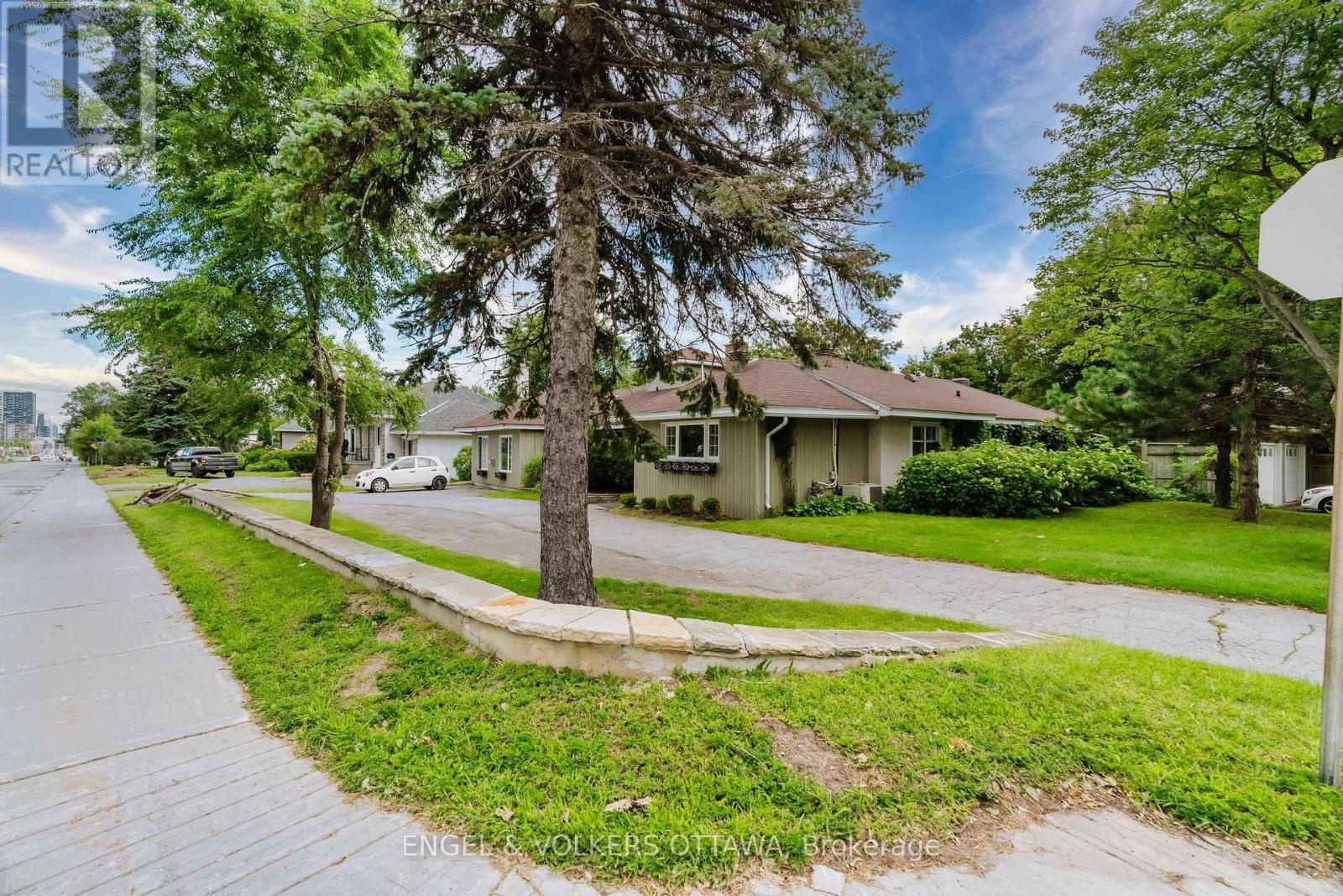 1994 Carling Avenue, Ottawa, Ontario  K2A 1G1 - Photo 47 - X13702066
