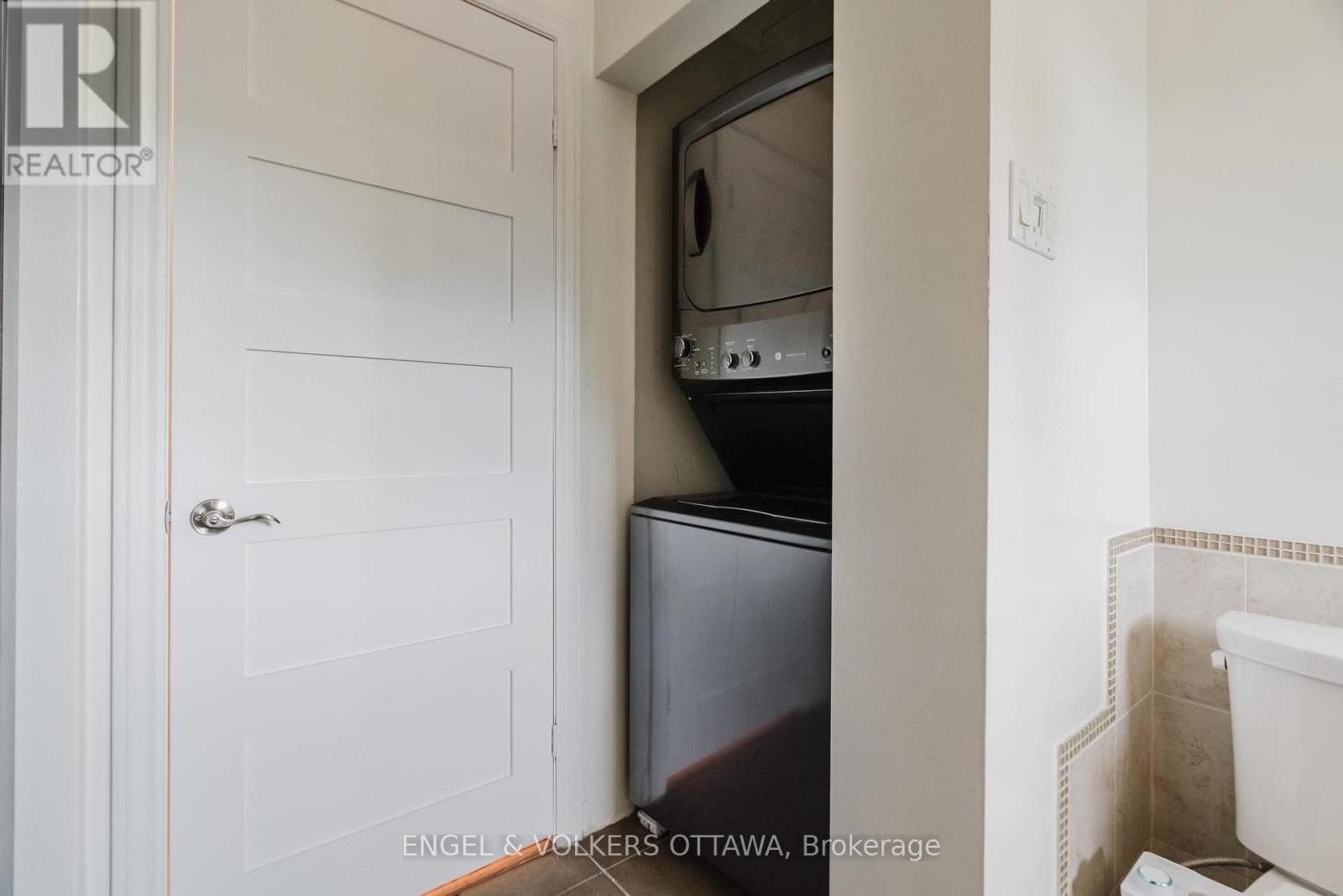 1988 Carling Avenue, Ottawa, Ontario  K2A 1G1 - Photo 26 - X13702080