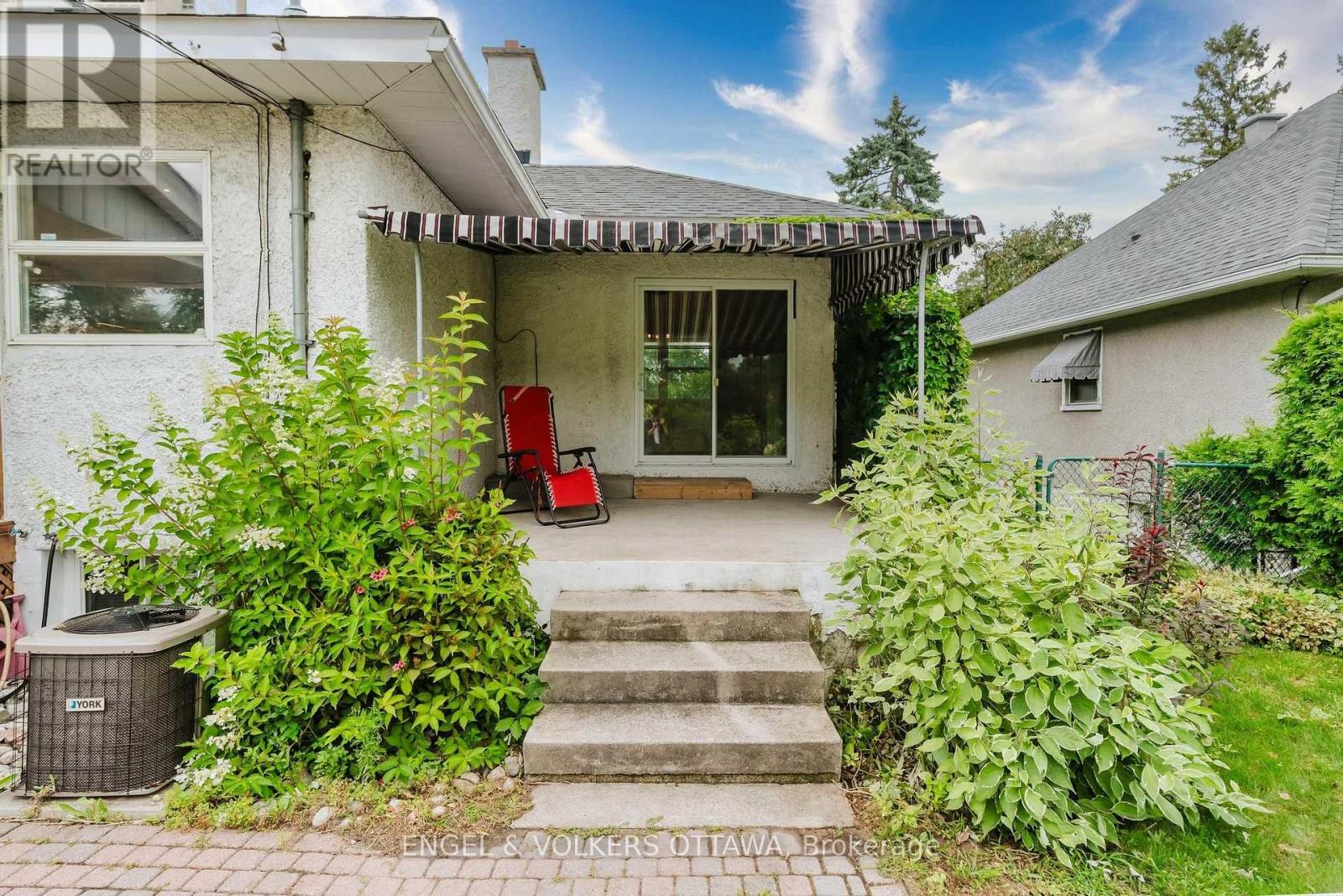 1988 Carling Avenue, Ottawa, Ontario  K2A 1G1 - Photo 40 - X13702080