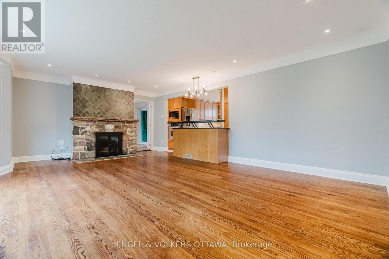 1988 Carling Avenue, Ottawa, Ontario  K2A 1G1 - Photo 6 - X13702080