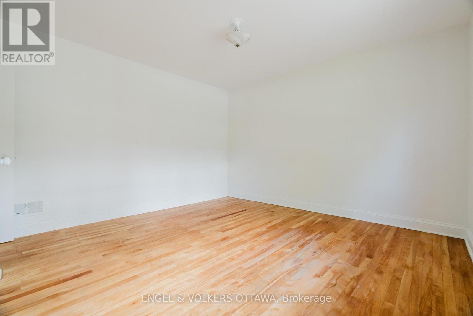 2028 Carling Avenue, Ottawa, Ontario  K2A 1G2 - Photo 30 - X13702092