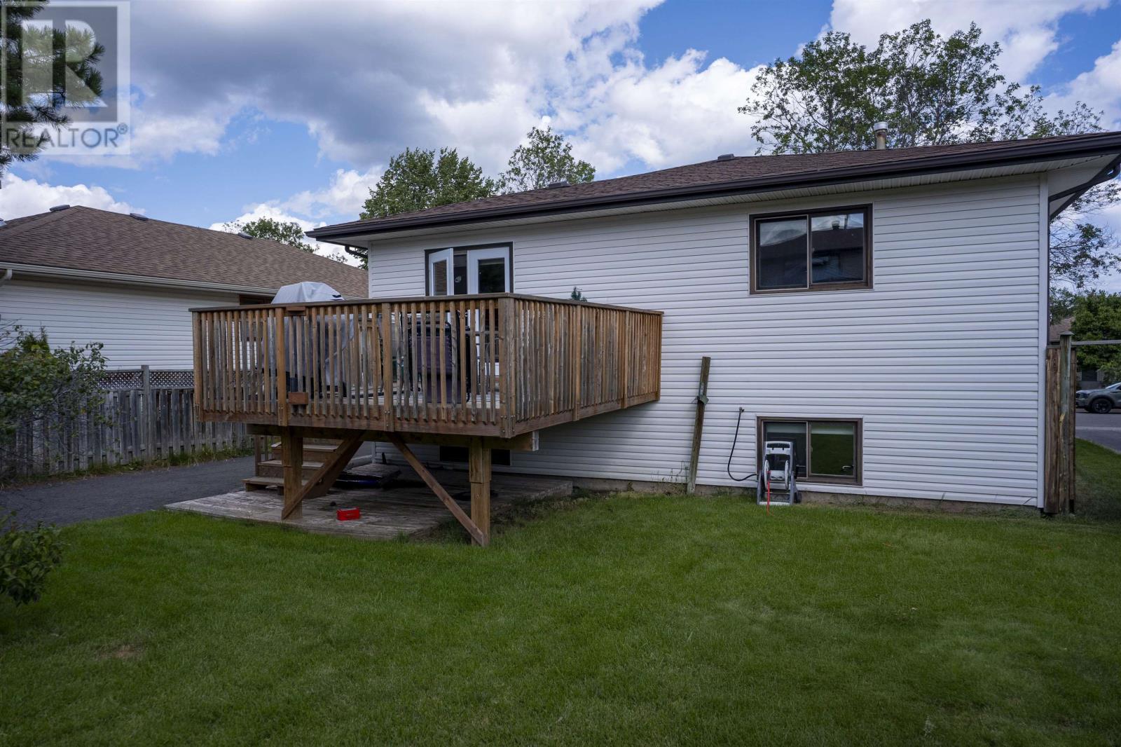 224 London Dr, Thunder Bay, Ontario  P7A 7Z6 - Photo 32 - TB2602471