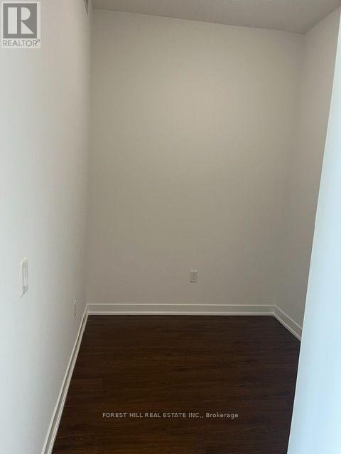 2010 - 320 Tweedsmuir Avenue, Toronto, Ontario M5P 2Y3 - Photo 10 - C13702048