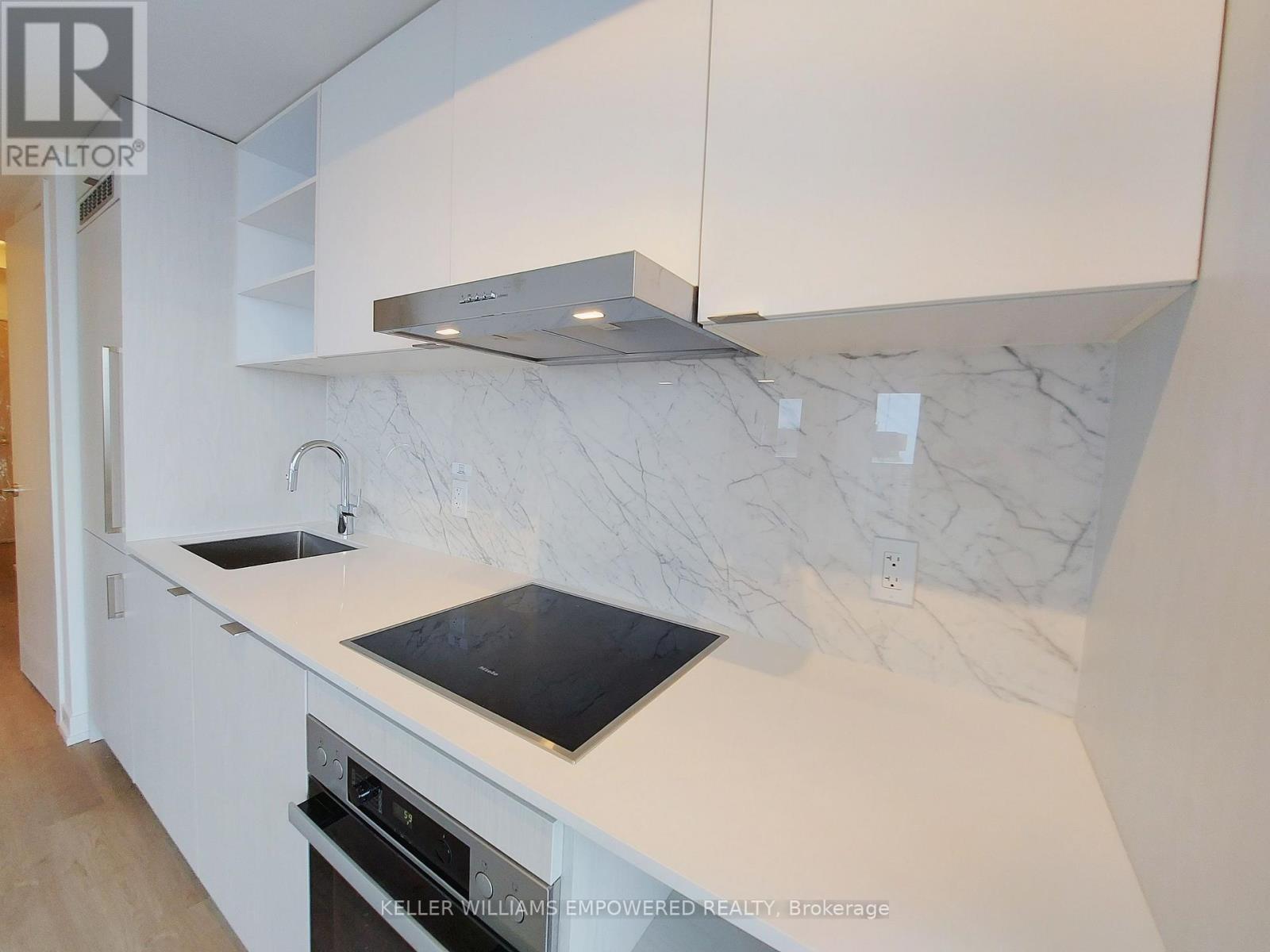 5505 - 55 Cooper Street, Toronto, Ontario M5E 0G1 - Photo 10 - C13702084