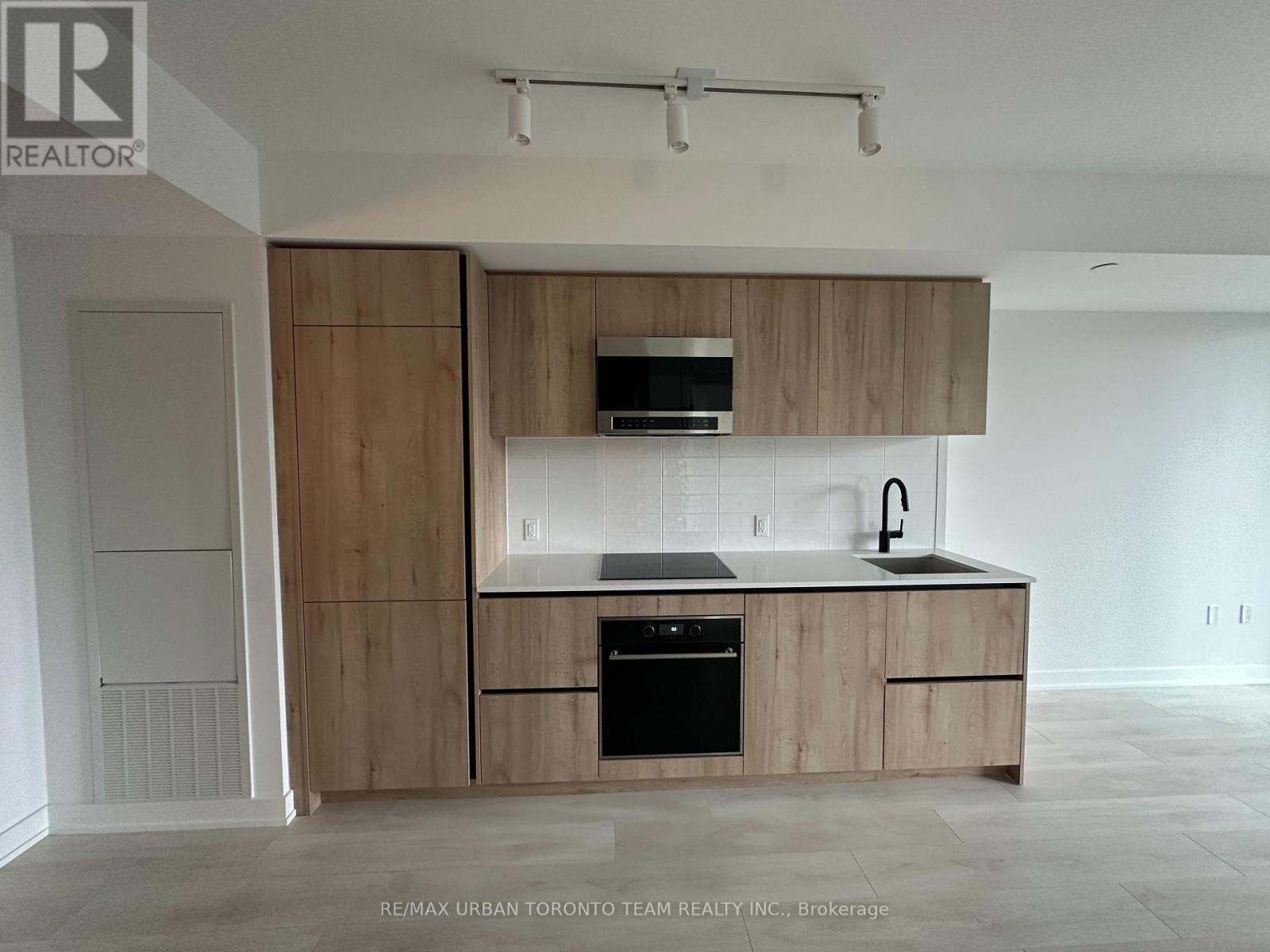 418 - 117 Broadway Avenue, Toronto, Ontario M4P 1V3 - Photo 5 - C13702116
