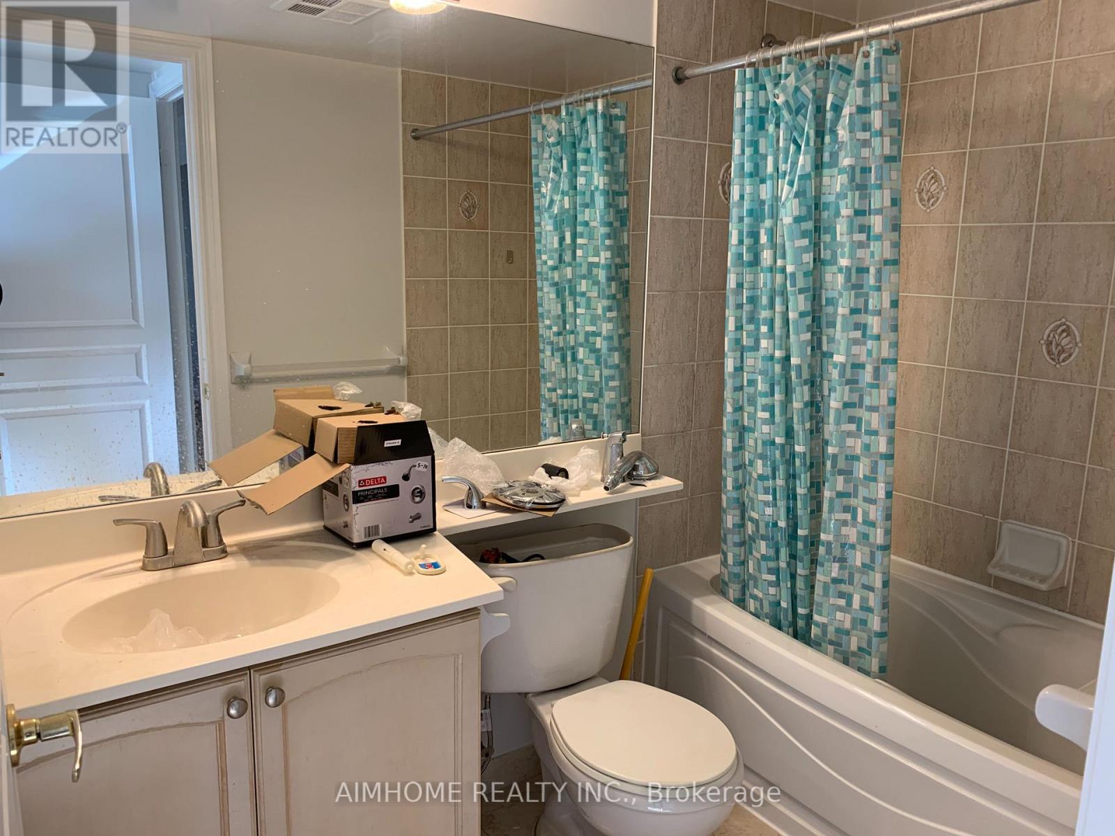 2224 - 15 Northtown Way, Toronto, Ontario M2N 7A2 - Photo 11 - C13702148