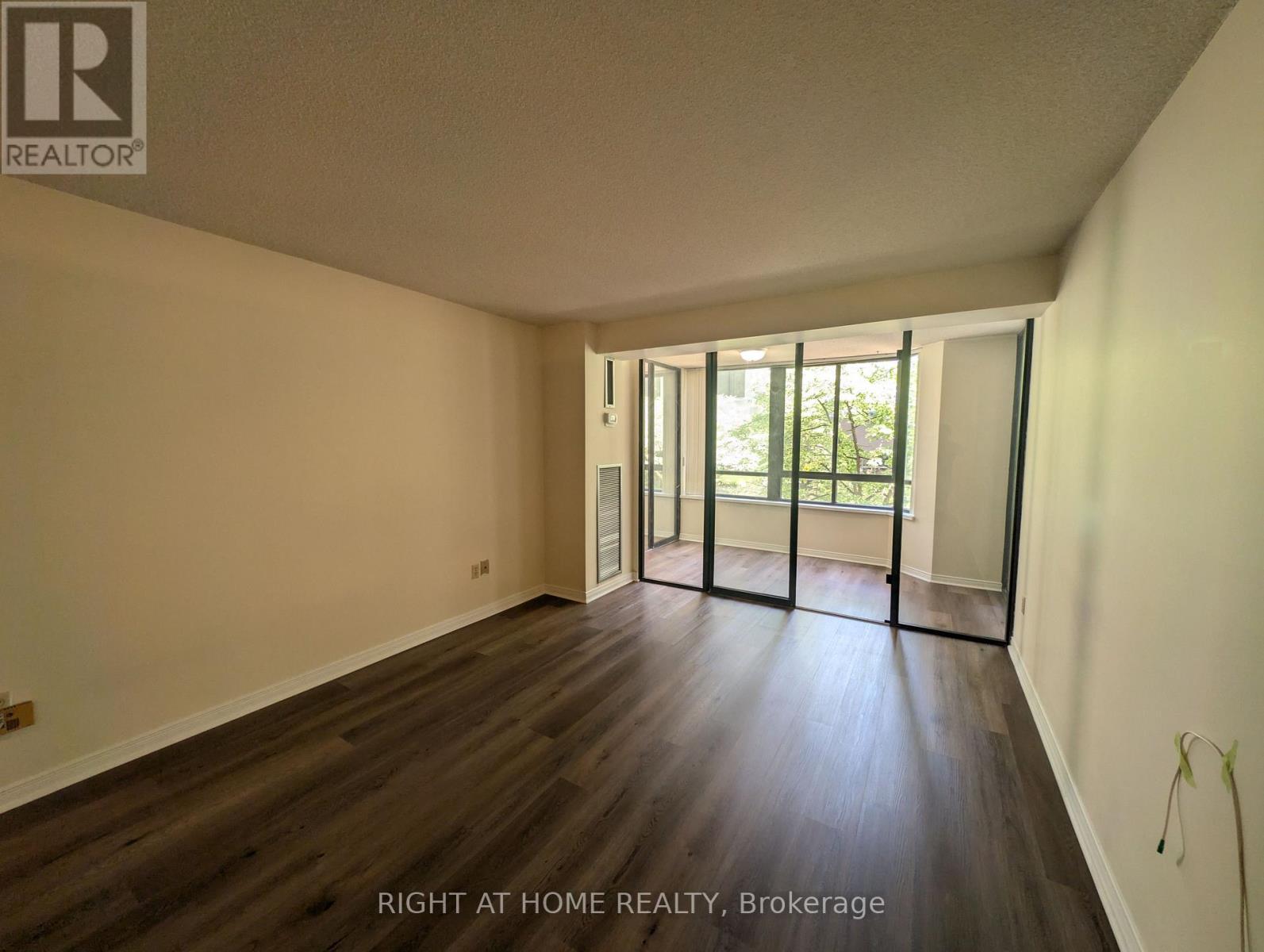 404 - 280 Simcoe Street, Toronto, Ontario  M5T 2Y5 - Photo 18 - C13702150