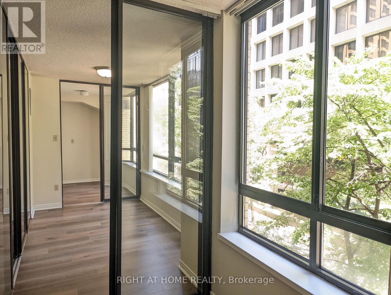 404 - 280 Simcoe Street, Toronto, Ontario  M5T 2Y5 - Photo 21 - C13702150