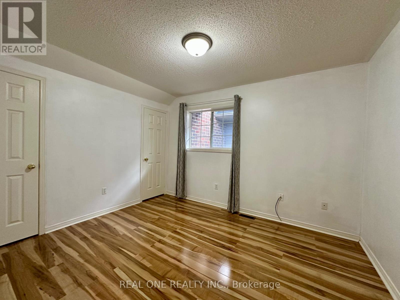 104 Revelstoke Crescent, Richmond Hill, Ontario L4B 4T4 - Photo 17 - N13702076