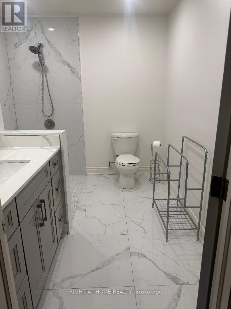 36 Ellerby Square N, Vaughan, Ontario L4L 1N1 - Photo 12 - N13702122