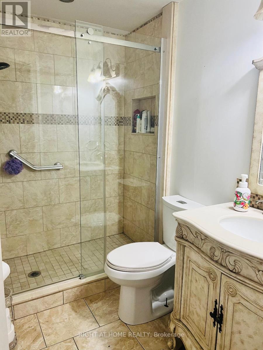 36 Ellerby Square N, Vaughan, Ontario L4L 1N1 - Photo 7 - N13702122
