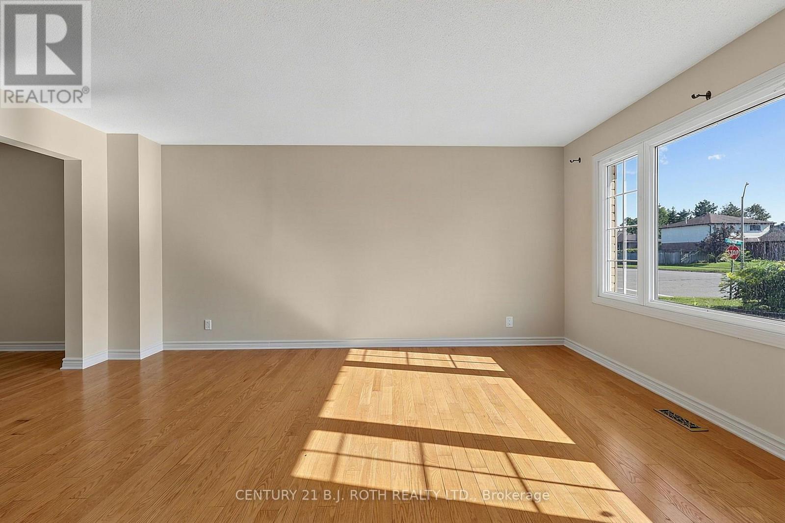 104 Woodside Drive, Orillia, Ontario  L3V 7N7 - Photo 14 - S13702042