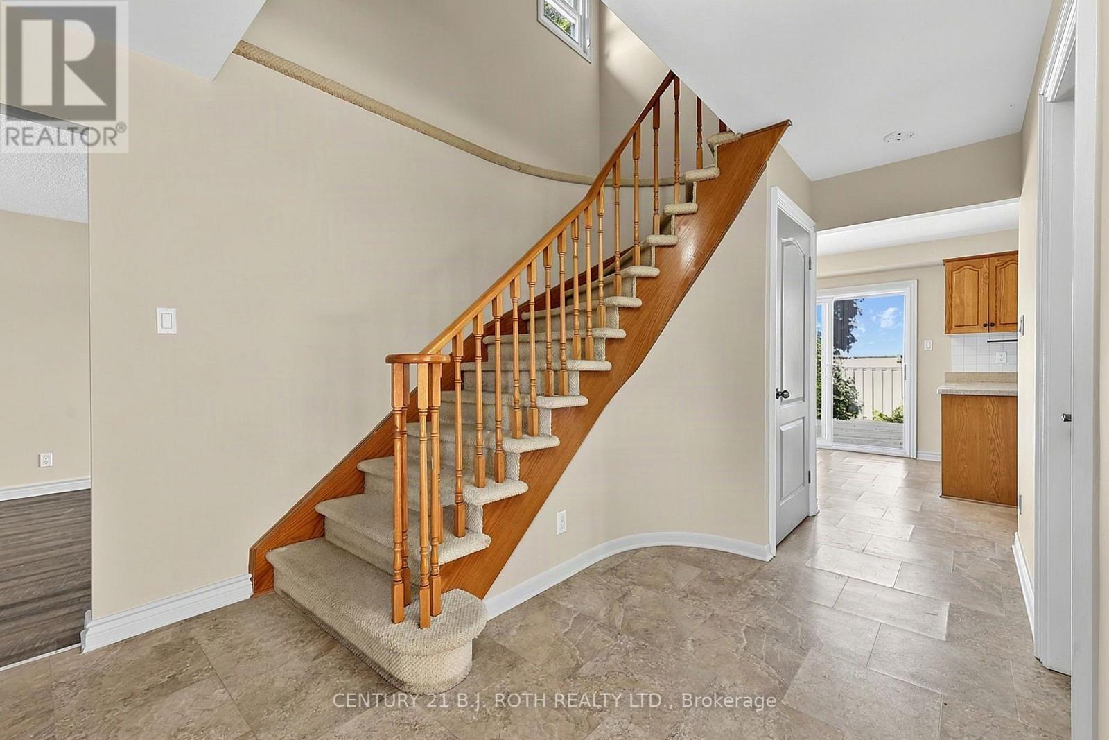 104 Woodside Drive, Orillia, Ontario  L3V 7N7 - Photo 6 - S13702042