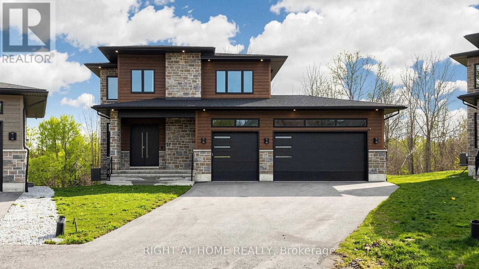 14 DIXON COURT, barrie (painswick north), Ontario