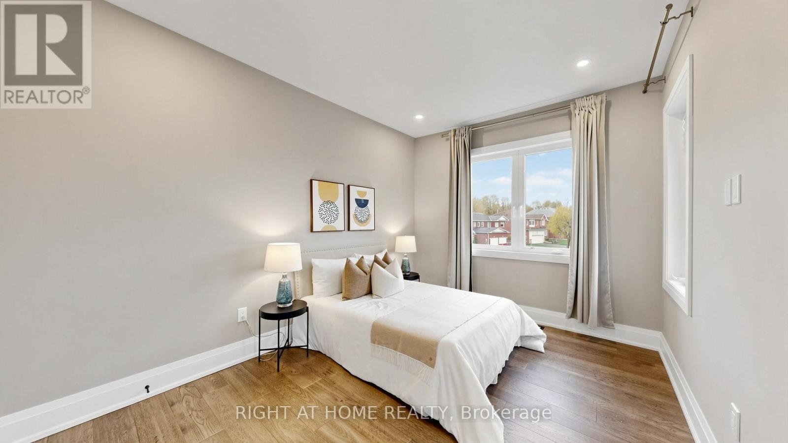 14 Dixon Court, Barrie (Painswick North), Ontario  L4N 7H1 - Photo 26 - S13702140