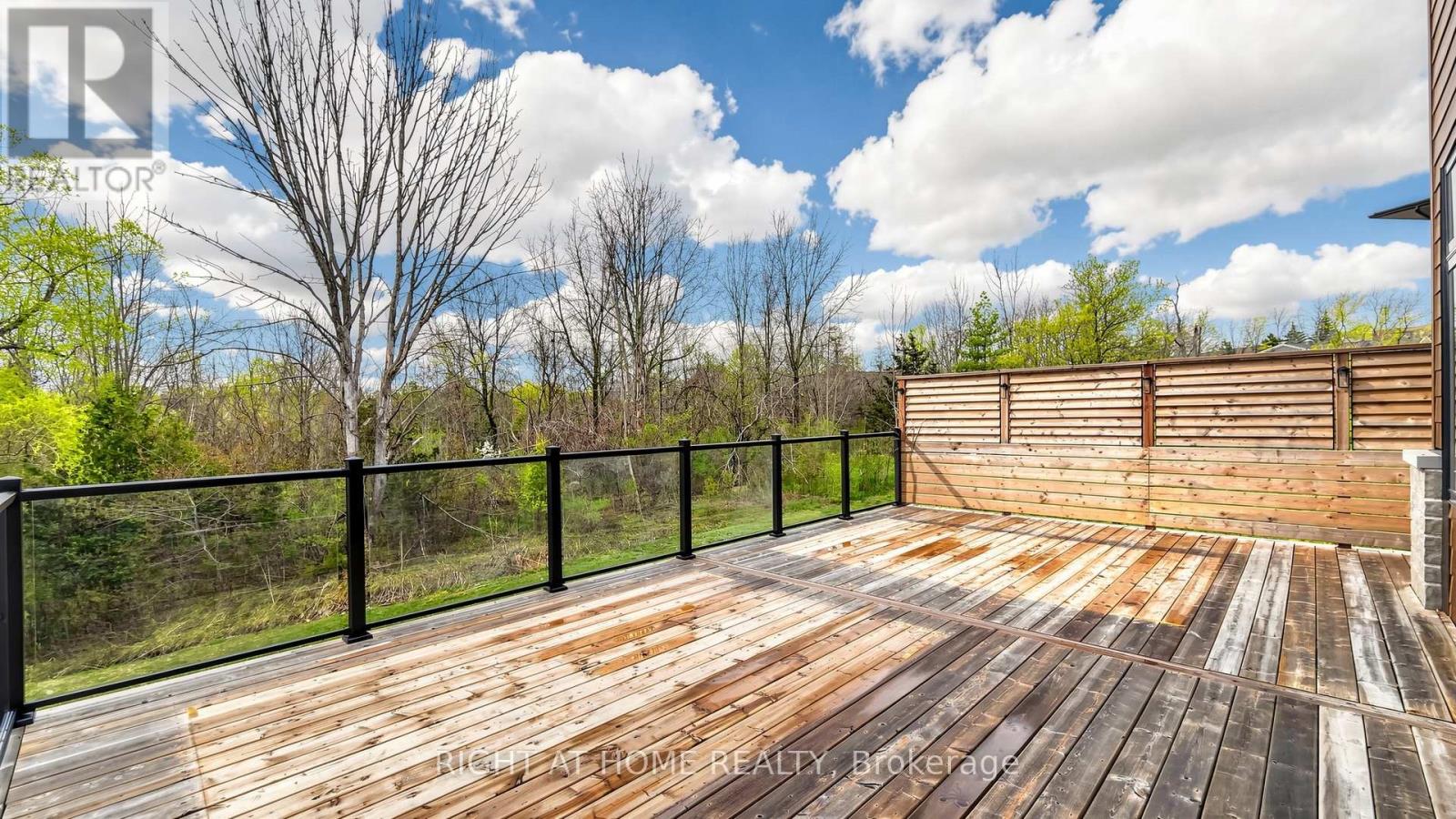 14 Dixon Court, Barrie (Painswick North), Ontario  L4N 7H1 - Photo 40 - S13702140