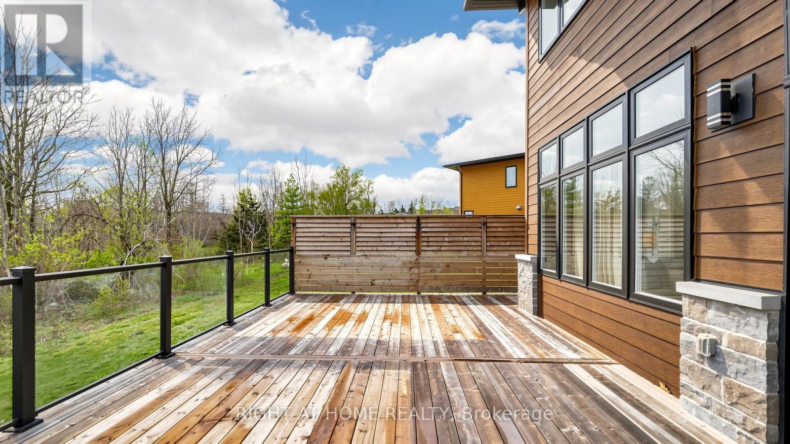 14 Dixon Court, Barrie (Painswick North), Ontario  L4N 7H1 - Photo 41 - S13702140