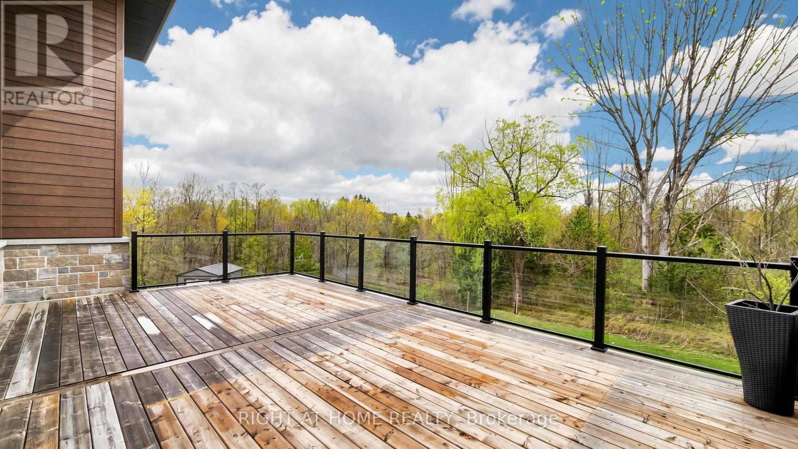 14 Dixon Court, Barrie (Painswick North), Ontario  L4N 7H1 - Photo 43 - S13702140