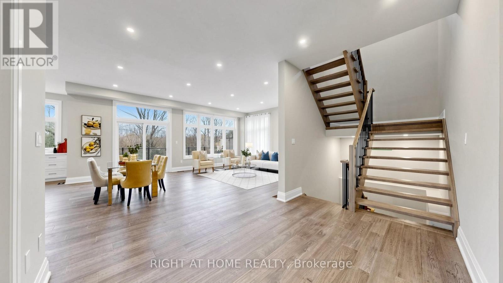 14 Dixon Court, Barrie (Painswick North), Ontario  L4N 7H1 - Photo 6 - S13702140