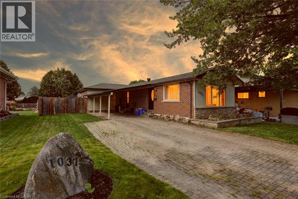 1037 WARWICK Street, Woodstock, Ontario
