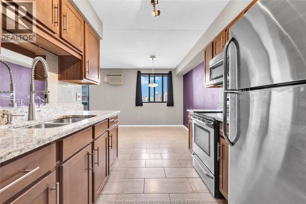 150 Park West Unit# 1707, Windsor, Ontario  N9A 7A2 - Photo 4 - 26013300