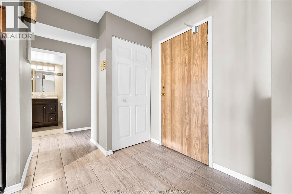 150 Park West Unit# 1707, Windsor, Ontario  N9A 7A2 - Photo 14 - 26013300